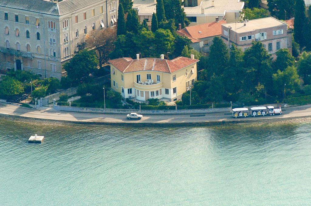 Apartment Ira Zadar Exteriör bild